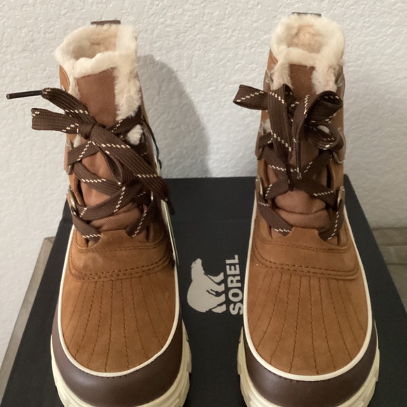 Sorel Women's Tivoli V Waterproof Booties, size 10 - Picture 9 of 11